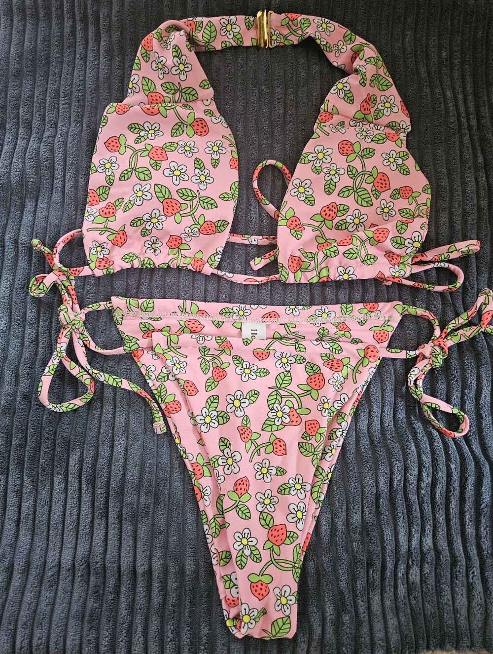 Hello LA Girl Pink Strawberry Floral Bikini Set Small